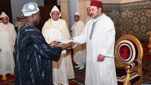 le Roi  Mohammed VI reçoit à Rabat plusieurs ambassadeurs étrangers